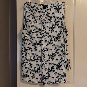 Ann Taylor silky tank, size Large Petite